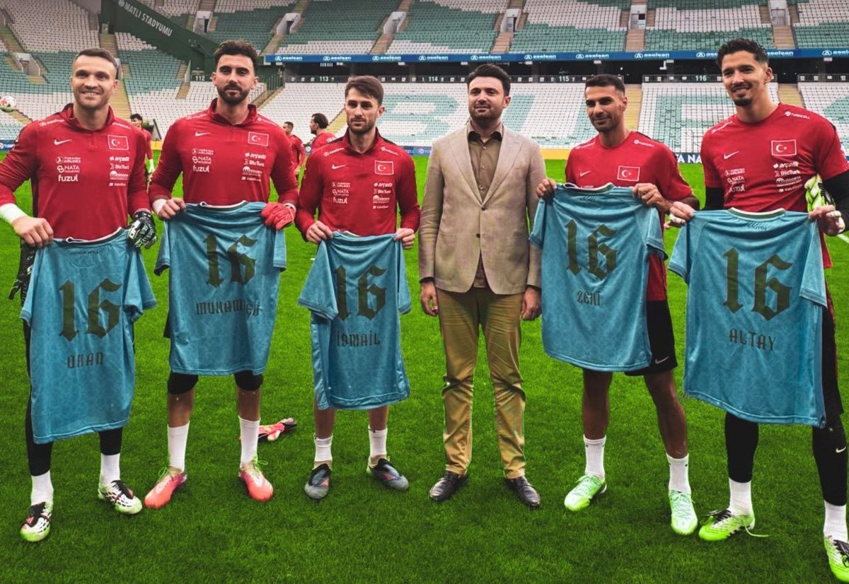Bursaspor Başkanı, milli takıma verdiği destek ve teşvikle kulübümüzün birlik