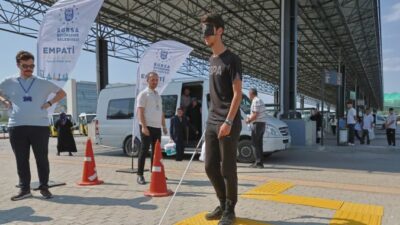 Bursa Büyükşehir Belediyesi, özel gereksinimli bireylerin toplumsal yaşama eşit ve