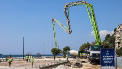 Bursa Büyükşehir Belediyesi, Gemlik ilçesi Manastır Sahil Yolu’nda yürüttüğü bakım,