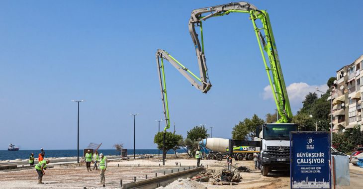 Bursa Büyükşehir Belediyesi, Gemlik ilçesi Manastır Sahil Yolu’nda yürüttüğü bakım,