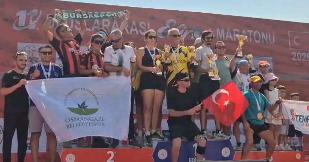 Edirne'de düzenlenen Uluslararası Yarı Maraton ile spor tutkunları büyük bir