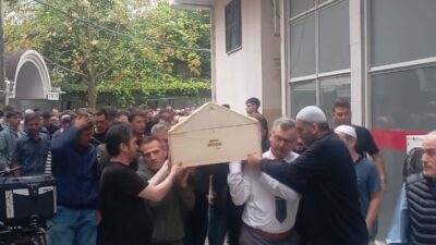 Gemlik'te gerçekleşen motosiklet kazası sonrası üzücü ölüm bildirildi. Detaylar ve