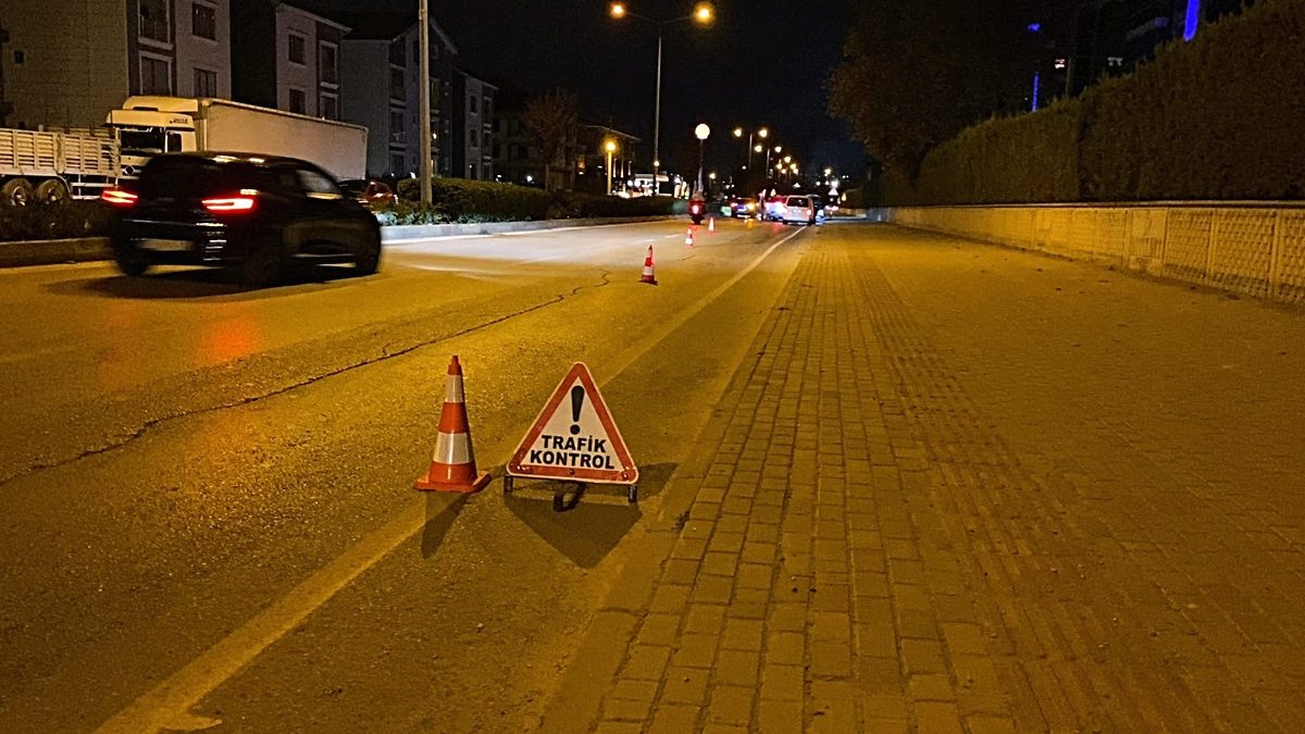 İnegöl'de alkollü sürücülere yönelik ehliyet el koyma ve 205 bin