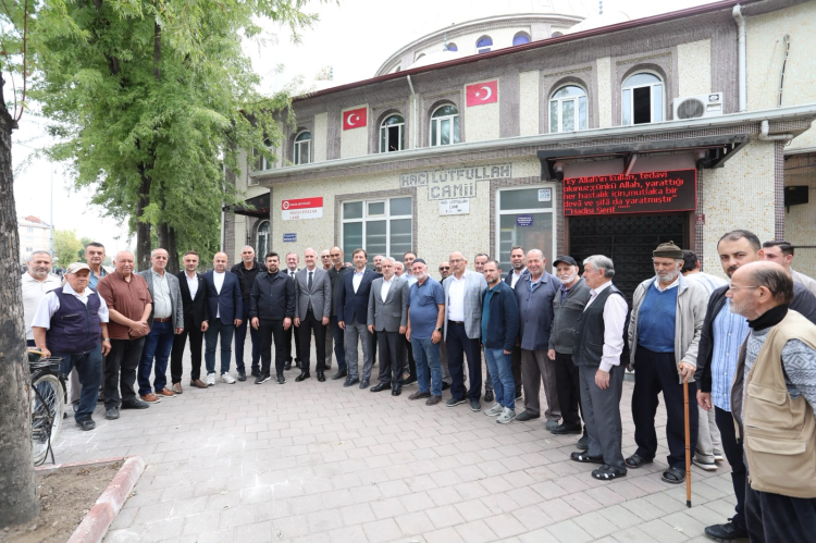 İnegöl'de Camii Çevresi Yenilendi