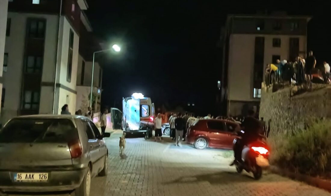 İnegöl'de gerçekleşen motosiklet kazasının güvenlik kameralarına yansıyan detayları, olayın oluş