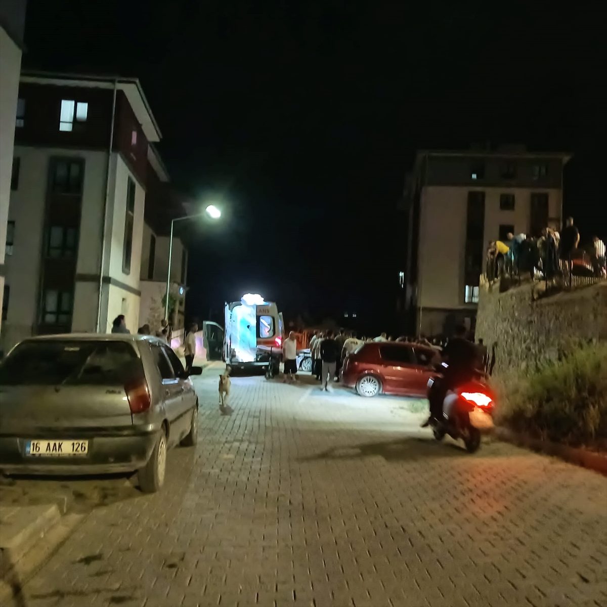 İnegöl'de gerçekleşen motosiklet kazasının güvenlik kameralarına yansıyan detayları, olayın oluş