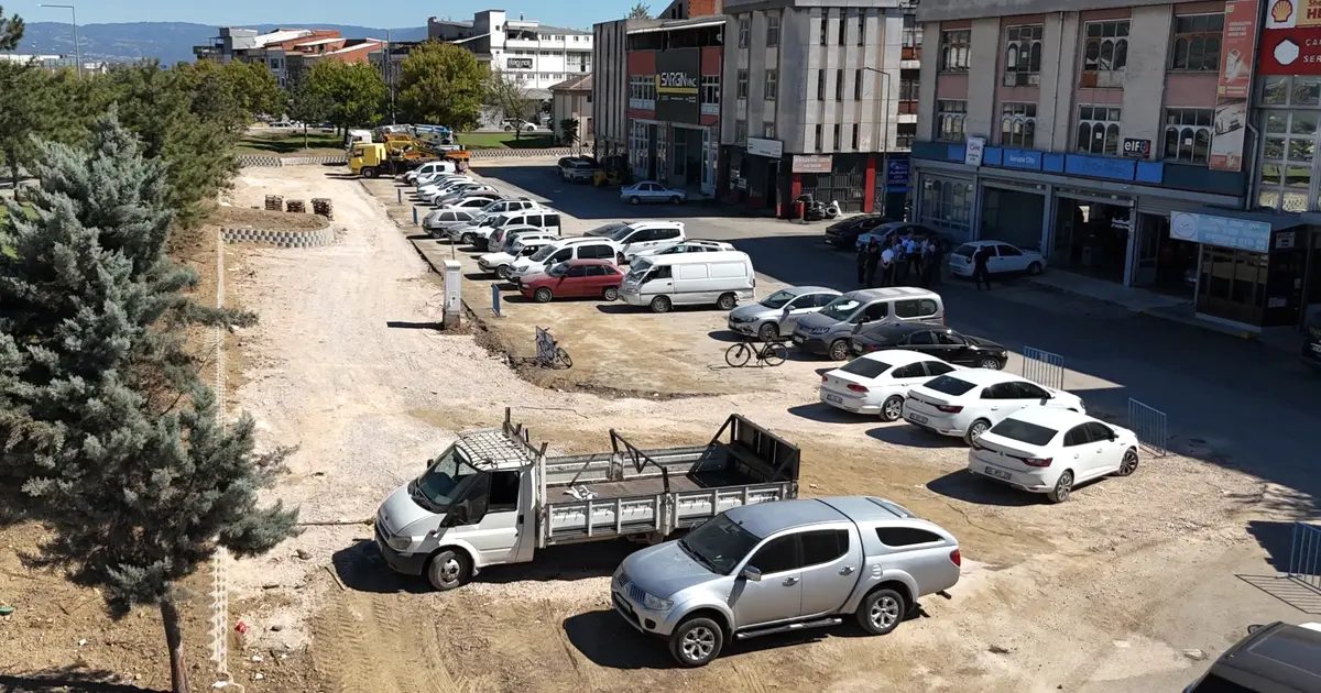 İnegöl'de otomobil park alanı genişletiliyor. Bu proje, ulaşım konforunu artırmak