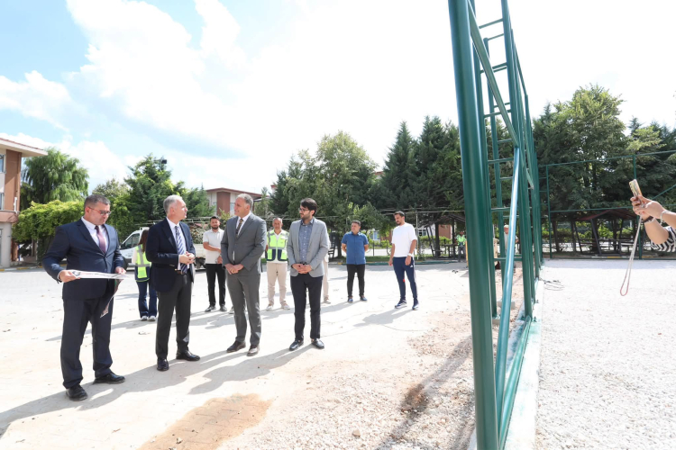 İnegöl'de Yeni Semt Sahası Çalışmaları