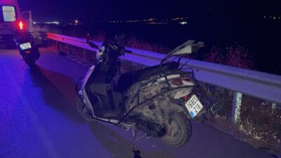 İznik'te meydana gelen motosiklet kazasında 2 kişi yaralandı. Yetkililer olay