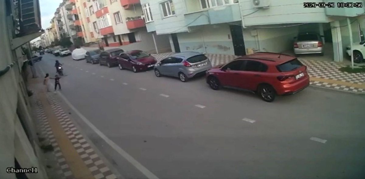 Karacabey'de yaşanan olayda çocuk aniden yola çıktı. Detaylar ve gelişmeler