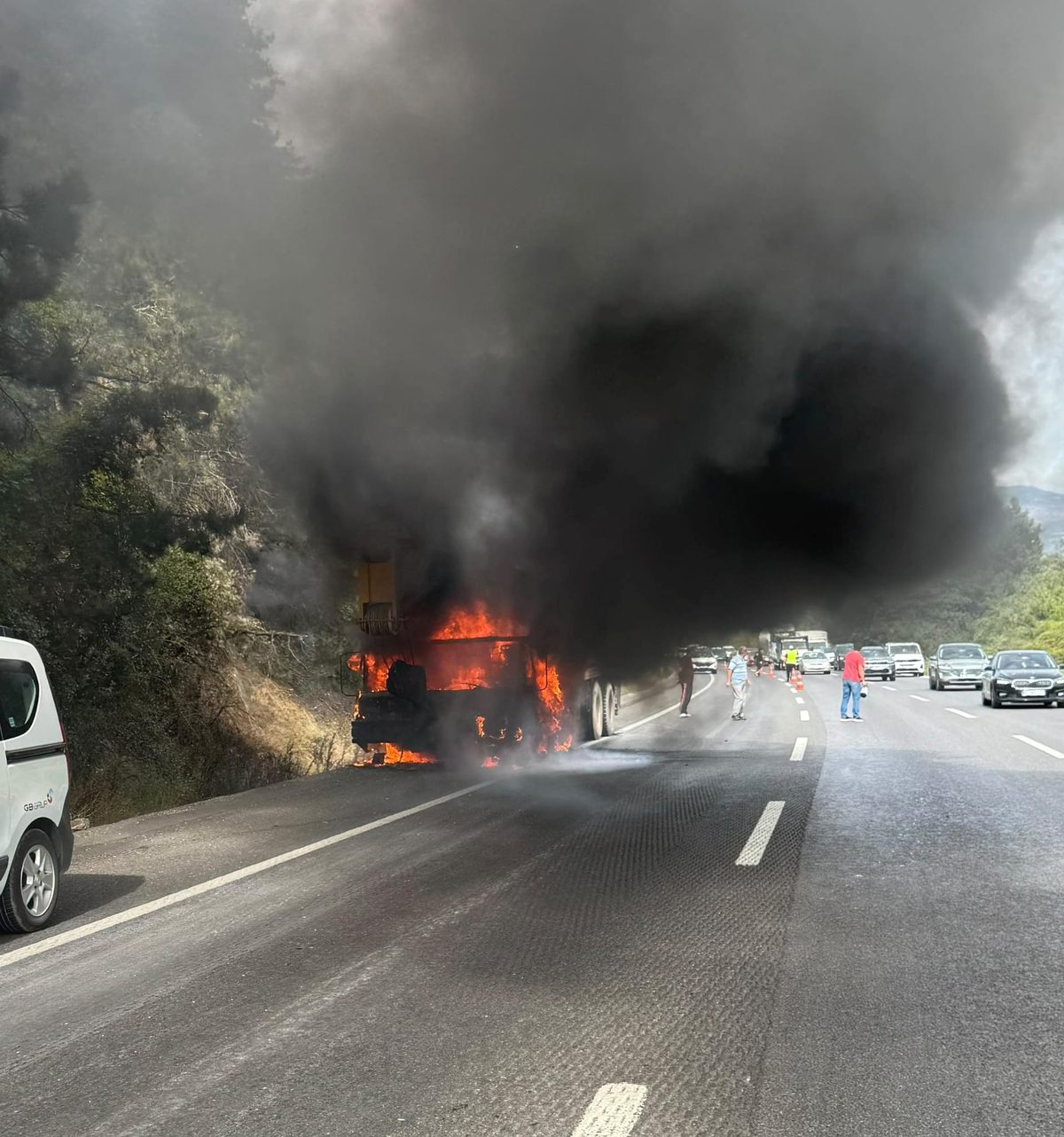 Kestel'de meydana gelen iş makinesi yangınıyla ilgili detaylar, yangının sebepleri