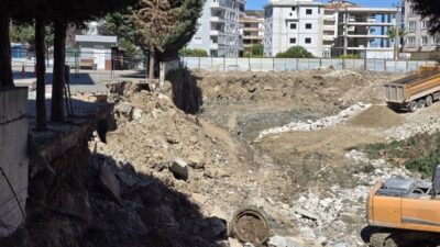 Mudanya'da okul duvarı çöktü. Olayla ilgili detaylar ve gelişmeler için