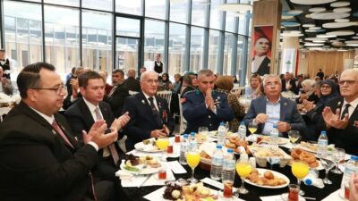 Osmangazi'de Gaziler Günü törenleri ve kutlamalarıyla kahraman gazilerimizin fedakarlıklarına saygı