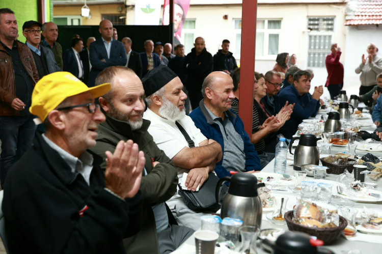 Osmangazi’de Mahalle Buluşmaları Artarak Sürüyor