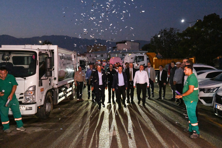 Osmangazi’de Temizlik Çalışmaları Sahada Devam Ediyor