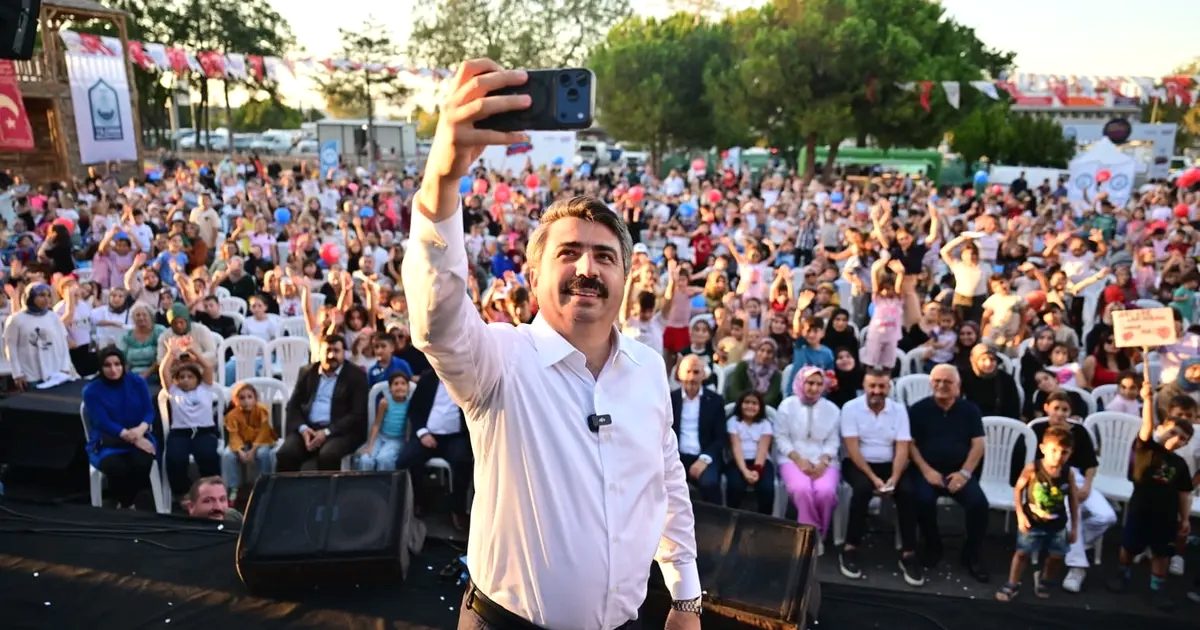 Yıldırım Belediyesi'nin düzenlediği eğitim şenliği ile ilçede eğitim alanında yeni