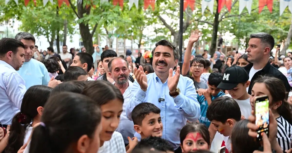 Yıldırım'da düzenlenen çocuk şenlikleriyle aileler ve çocuklar unutulmaz eğlence ve