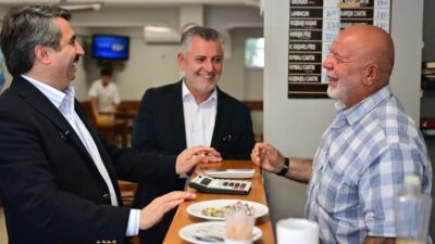 Yıldırım'da esnaf ve vatandaş ziyaretlerimizle dayanışma ve gelişmeyi teşvik ediyor,