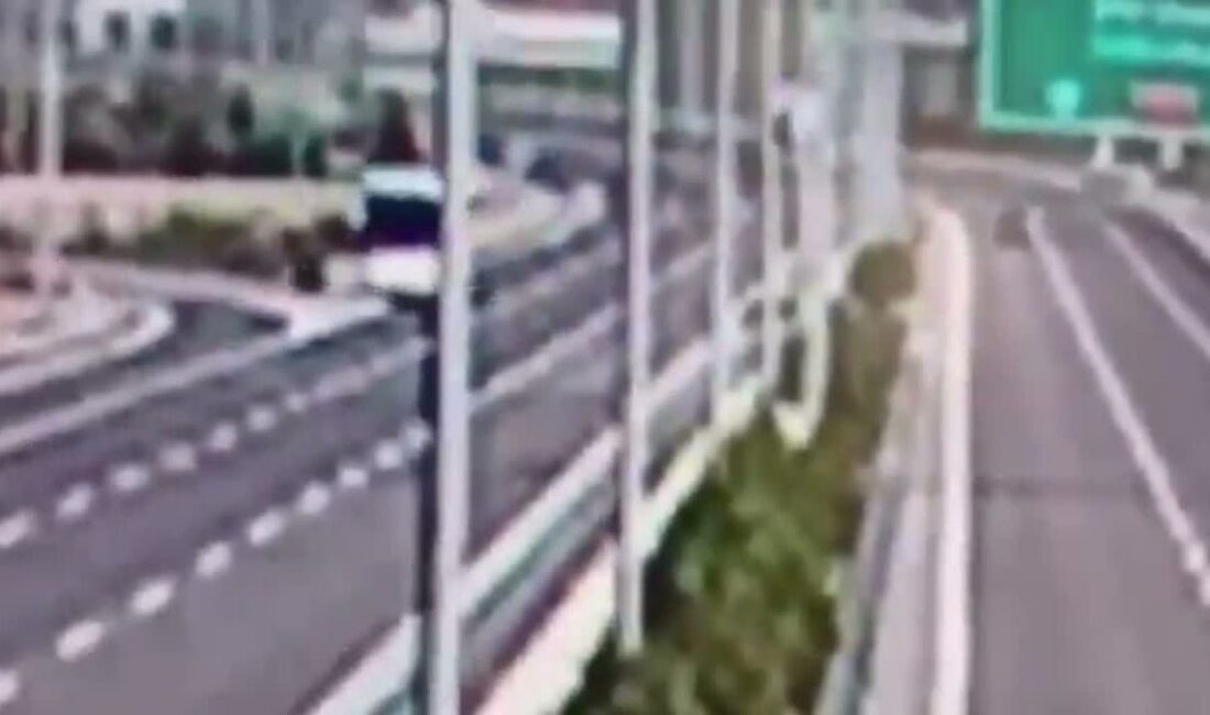 Akhisar'da gerçekleşen otobüs ve tır kazası hakkında detaylı bilgi, olayın