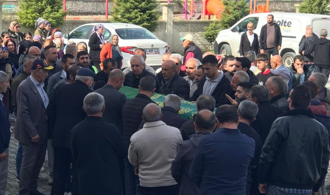 Akhisar'da meydana gelen trafik kazasında 11 kişi hayatını kaybetti. Olay