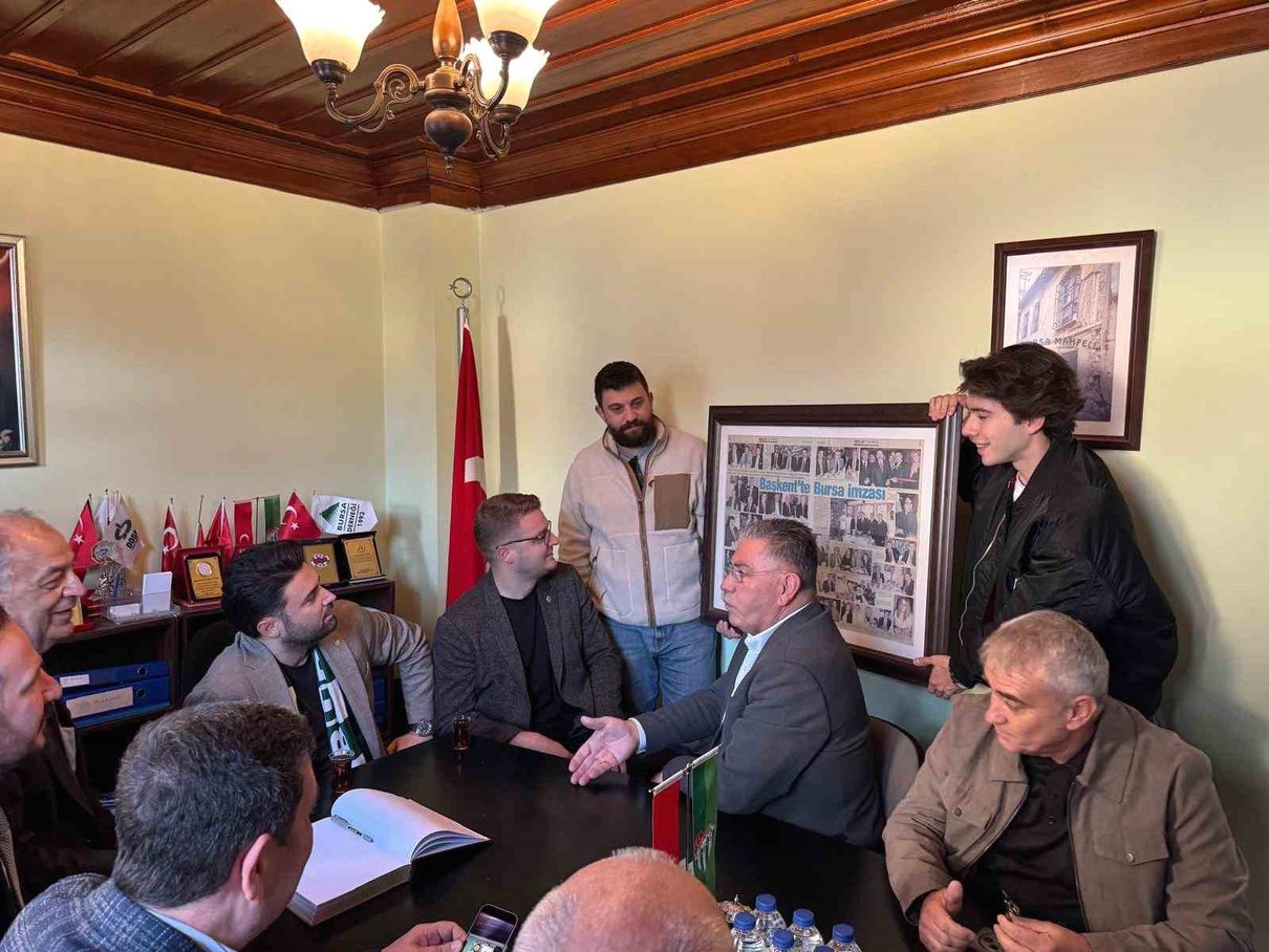 Ankara’da Bursaspor’a destek amacıyla düzenlenen dayanışma buluşmasının ayrıntılarını ve katılımcıların