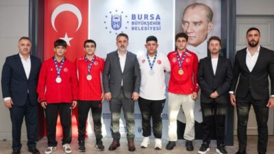 Bursa Büyükşehir Belediye Başkan Vekili Şahin Biba, Balkan Güreş Şampiyonası’nda