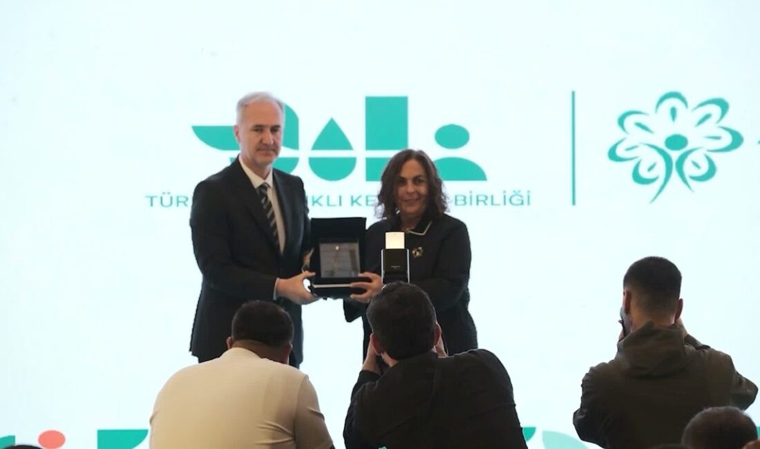 Bursa Belediyesi, İtfaiye Dönüşüm Ödülü ile sektöründe liderliğini pekiştirdi. İtfaiye