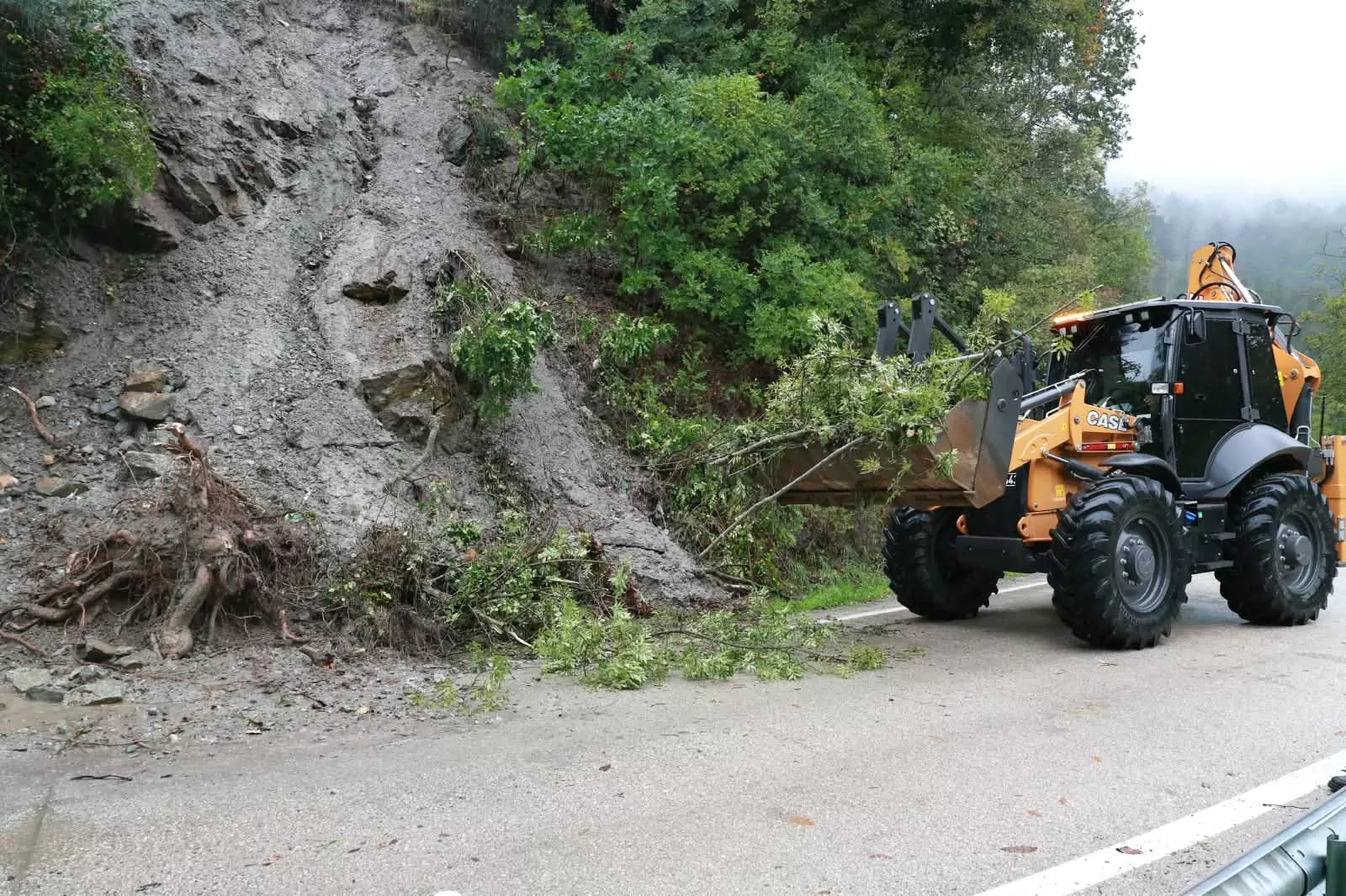 Bursa Doğancı Mahallesi'nde yol güvenliği sağlandı, ulaşım konforu ve güvenliği