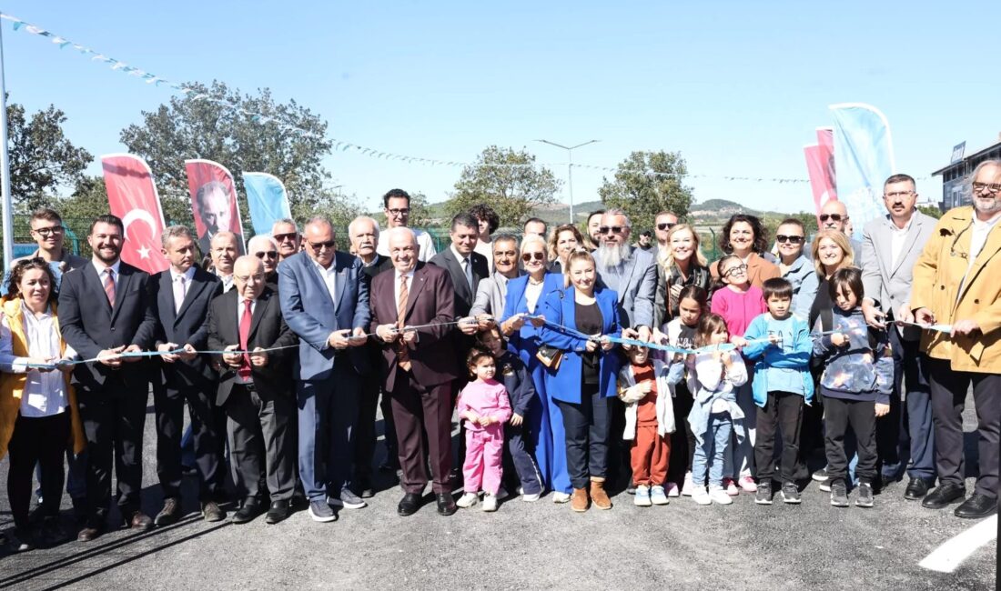 Bursa Nilüfer'de yeni hayvan barınağı hizmete açıldı. Hayvan severler ve