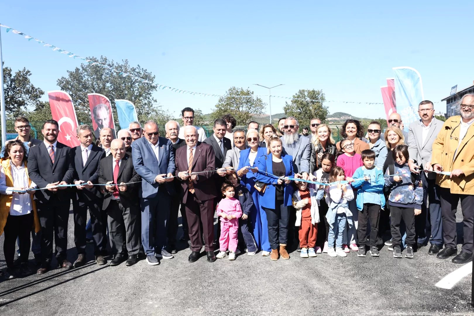 Bursa Nilüfer'de yeni hayvan barınağı hizmete açıldı. Hayvan severler ve