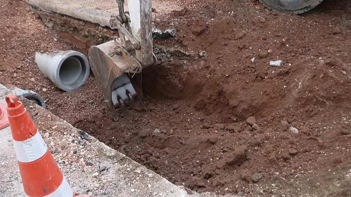 Bursa Osmangazi'de altyapı çalışmaları hızla sürüyor, şehrin gelişimine katkı sağlayan