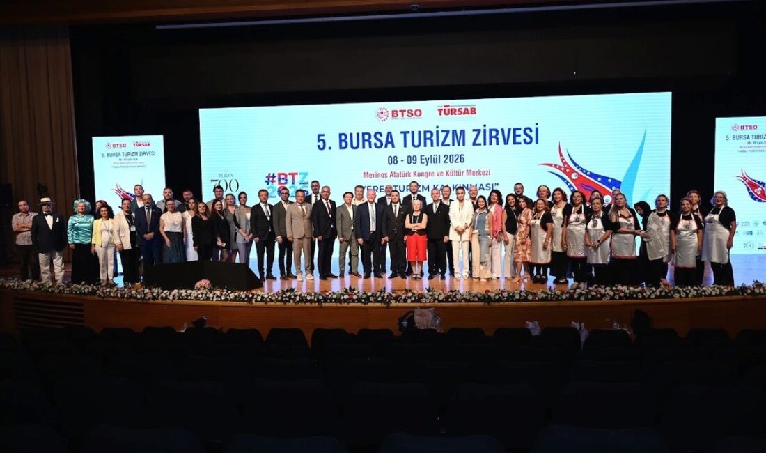 Bursa Turizm Zirvesi'nde altyapı gelişmeleri ve stratejileri detaylandırılarak, sektörün sürdürülebilir