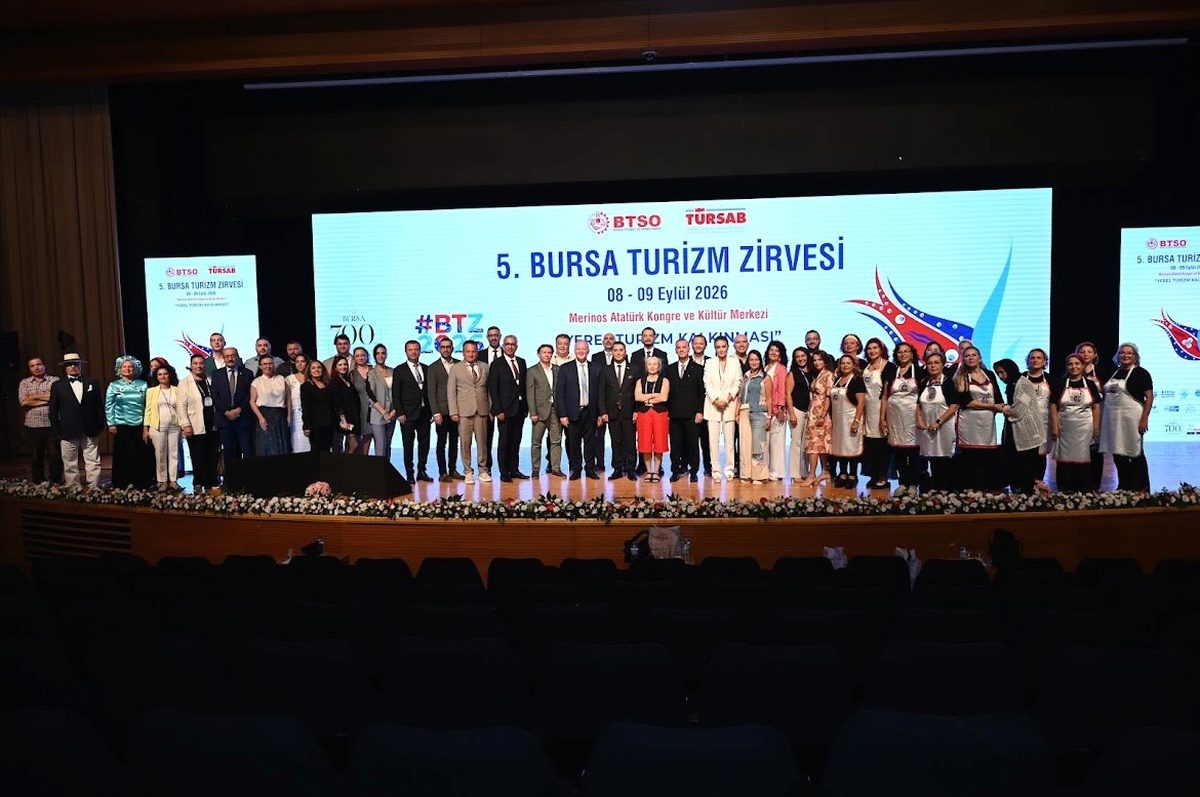 Bursa Turizm Zirvesi'nde altyapı gelişmeleri ve stratejileri detaylandırılarak, sektörün sürdürülebilir