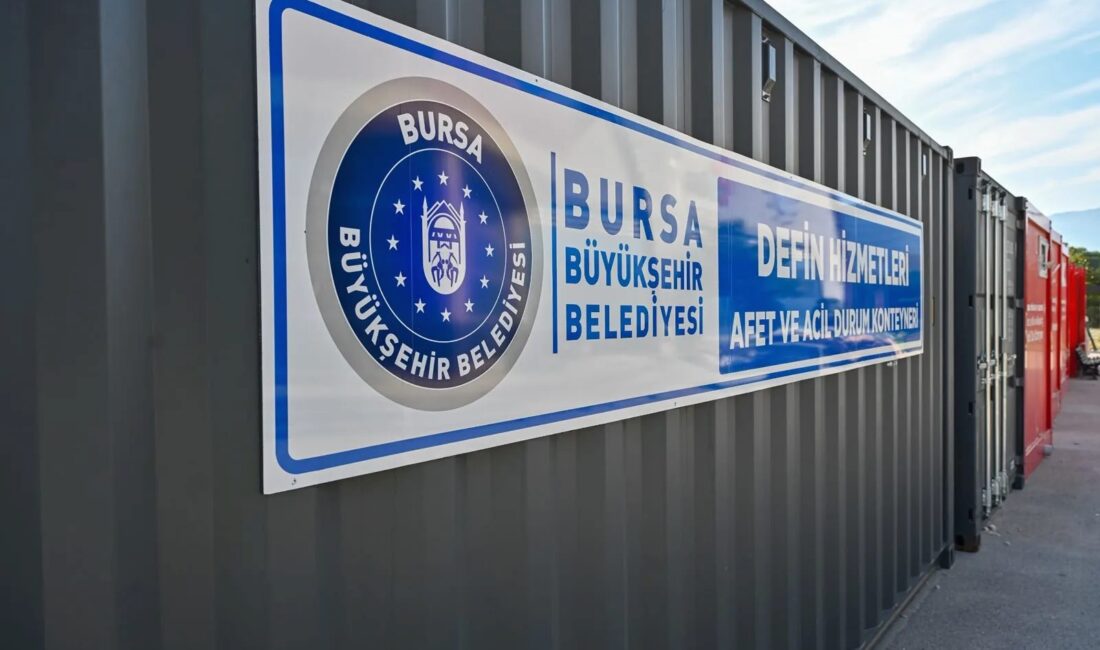 Bursa’da afetlere hazırlık kapsamında üç parka afet konteynerleri yerleştirildi; uygulamanın