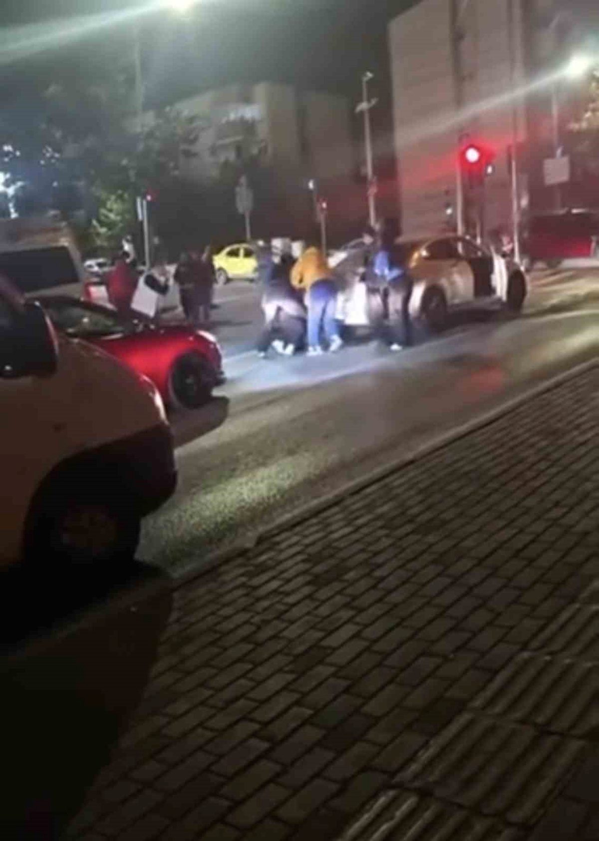 Bursa'da aileler arasındaki arbede sonrası gözaltı işlemleri detayları ve gelişmeleri,