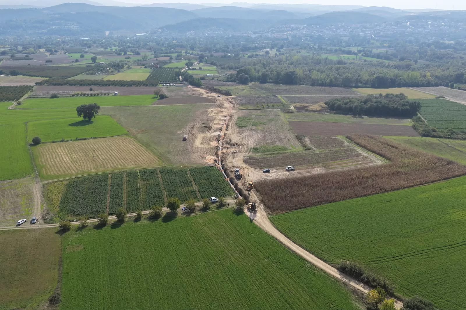 Bursa'da altyapı seferberliği hız kazanarak, ilçelerin gelişimi ve yaşam kalitesinin
