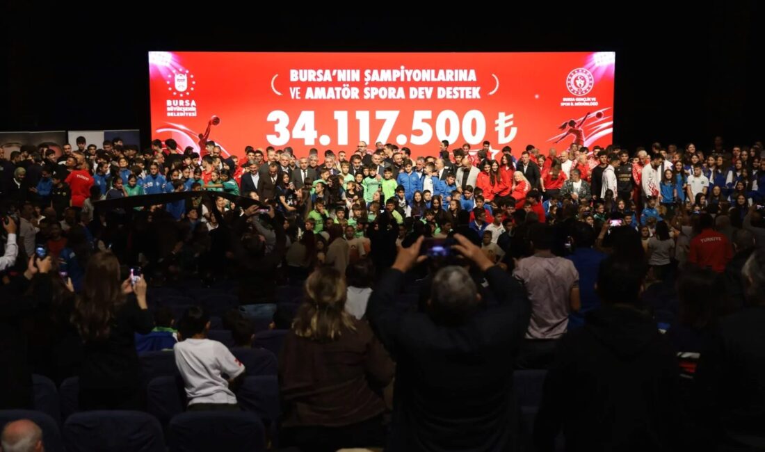 Bursa'da amatör spor kulüplerine yönelik destek programlarıyla, gençlerin sporla iç