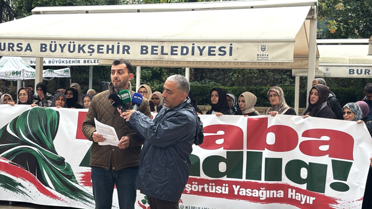 Bursa'da Başörtüsü Yasağına Tepki