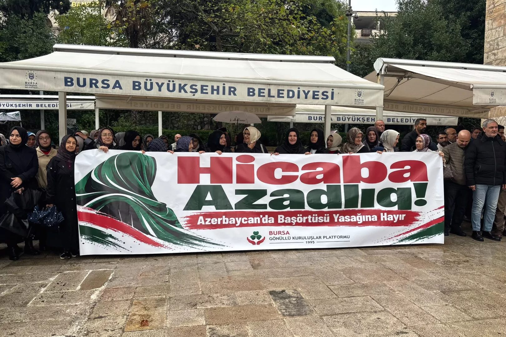 Bursa'da başörtüsü yasağına ilişkin gelişmeler ve gösterilen tepkiler hakkında detaylı