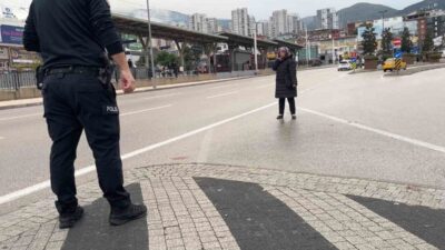 Bursa'da yaşanan bıçaklı saldırı ve trafik kilidi olaylarının detayları, olayın