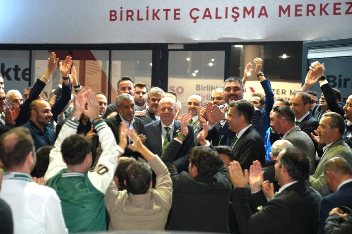 Bursa'da BTSO seçimleri büyük bir rekabetle gerçekleşiyor. Güncel gelişmeler ve