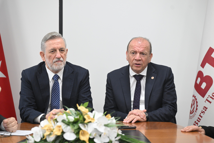 Bursa’da BTSO’da Devir Teslim Töreni