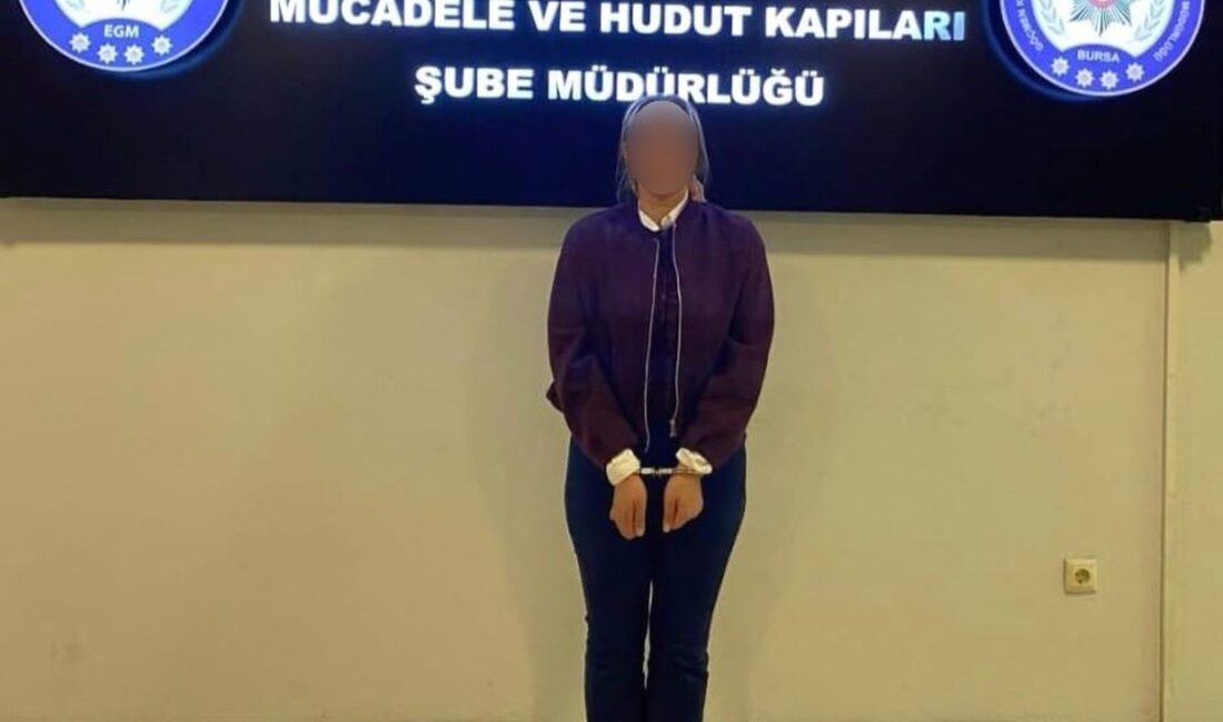 Bursa'da dolandırıcı kadın yakalandı. Güvenlik güçleri, olayla ilgili detayları ve