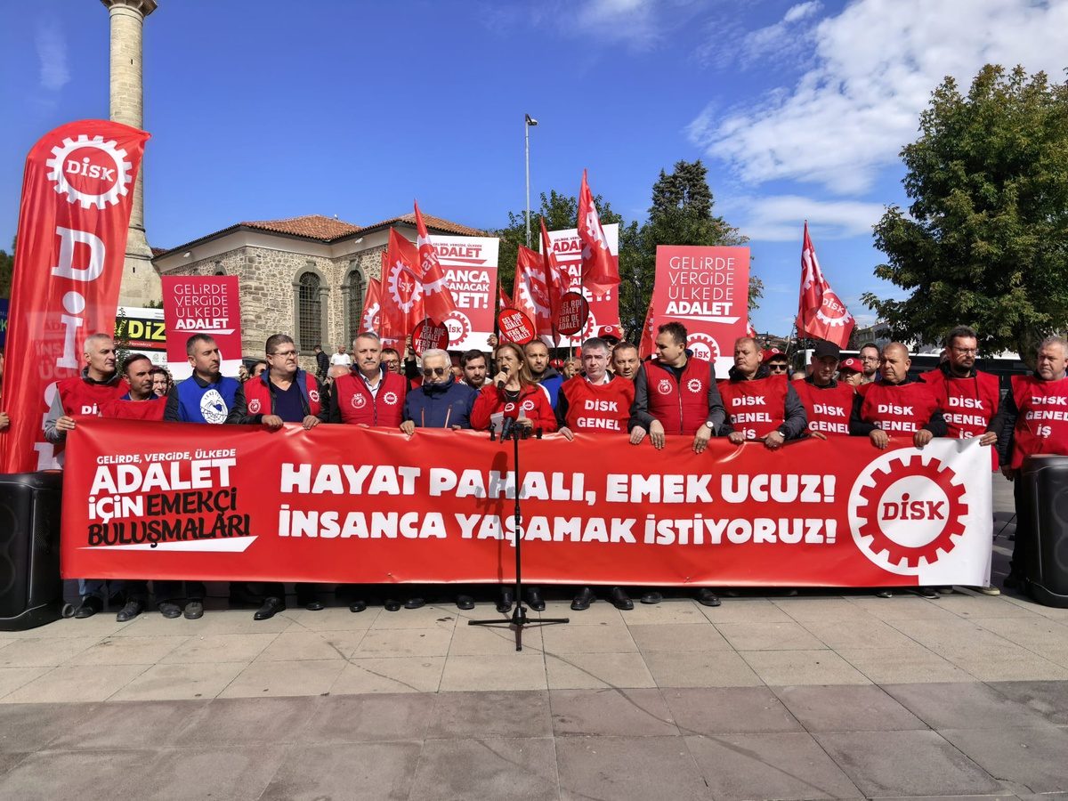 Bursa'da gerçekleştirilen Emekçi Buluşmaları sona erdi. Etkinlik, emekçilerin görüş ve
