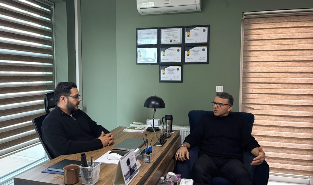 Bursa'da emekli jandarma'nın eğitim hikayesini inceleyerek, disiplinli yaşam ve başarı