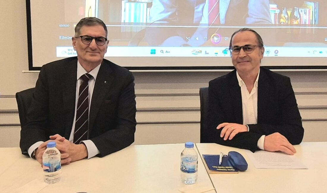 Bursa'da gerçekleştirilen Felsefe ve Yaşam Çalıştayıyla, felsefenin yaşamla bütünleştiği bilgi