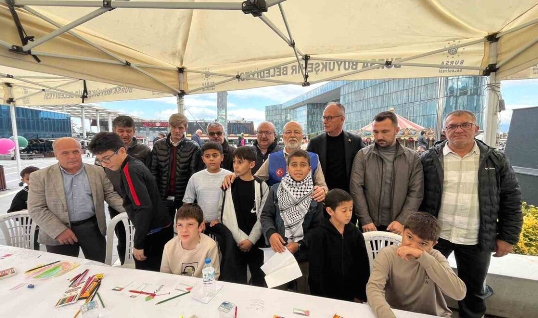 Bursa'da Filistinli çocuklar için düzenlenen Çiz etkinliğiyle destek olun, onların