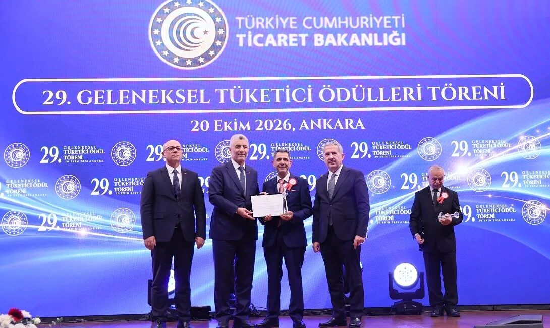 Bursa'da geleneksel Tüketici Ödülleri Töreni, başarılarını ve kaliteyi kutlayan önemli