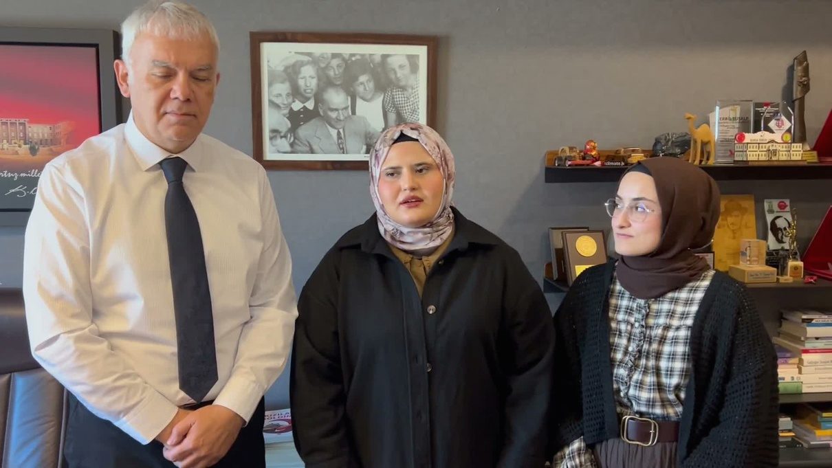 Bursa'daki genç diş hekimleri, çalışma şartları ve mesleki sorunlar nedeniyle
