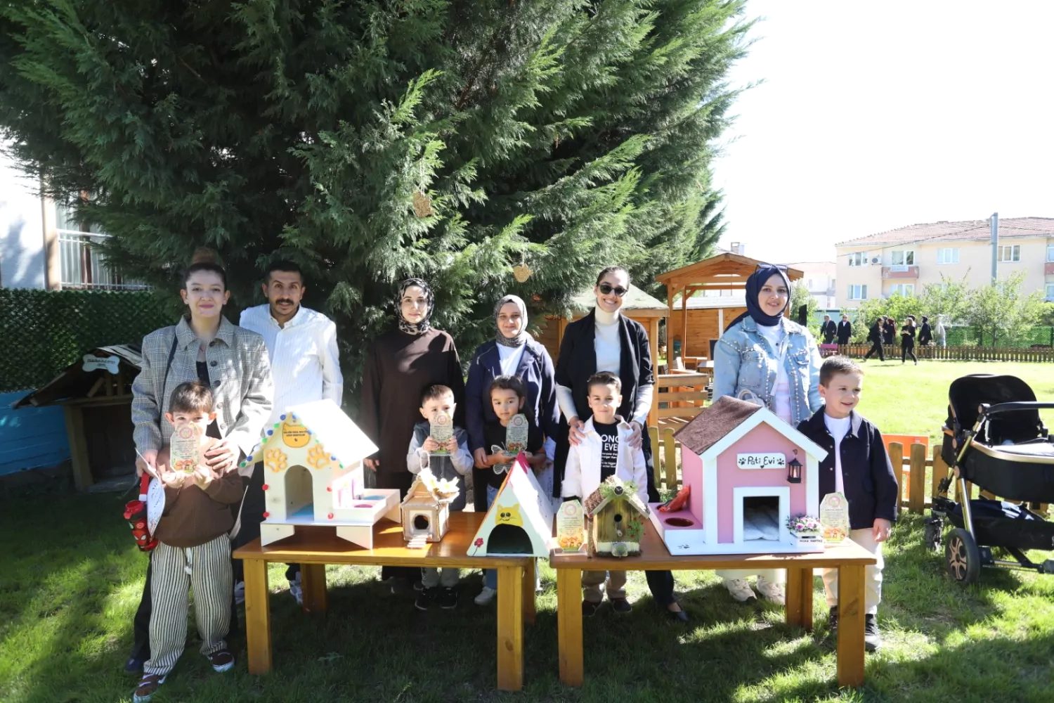 Bursa'da düzenlenen hayvan sevgisi etkinliğiyle hayvanlara olan şefkatinizi gösterin, bilinçlenin